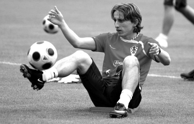 赌场里的“现金流”：解析赌场如何通过极高的周转率击败所有实体行业。（赌场的现金流之道：如何凭借超高周转率超越所有实体行业）